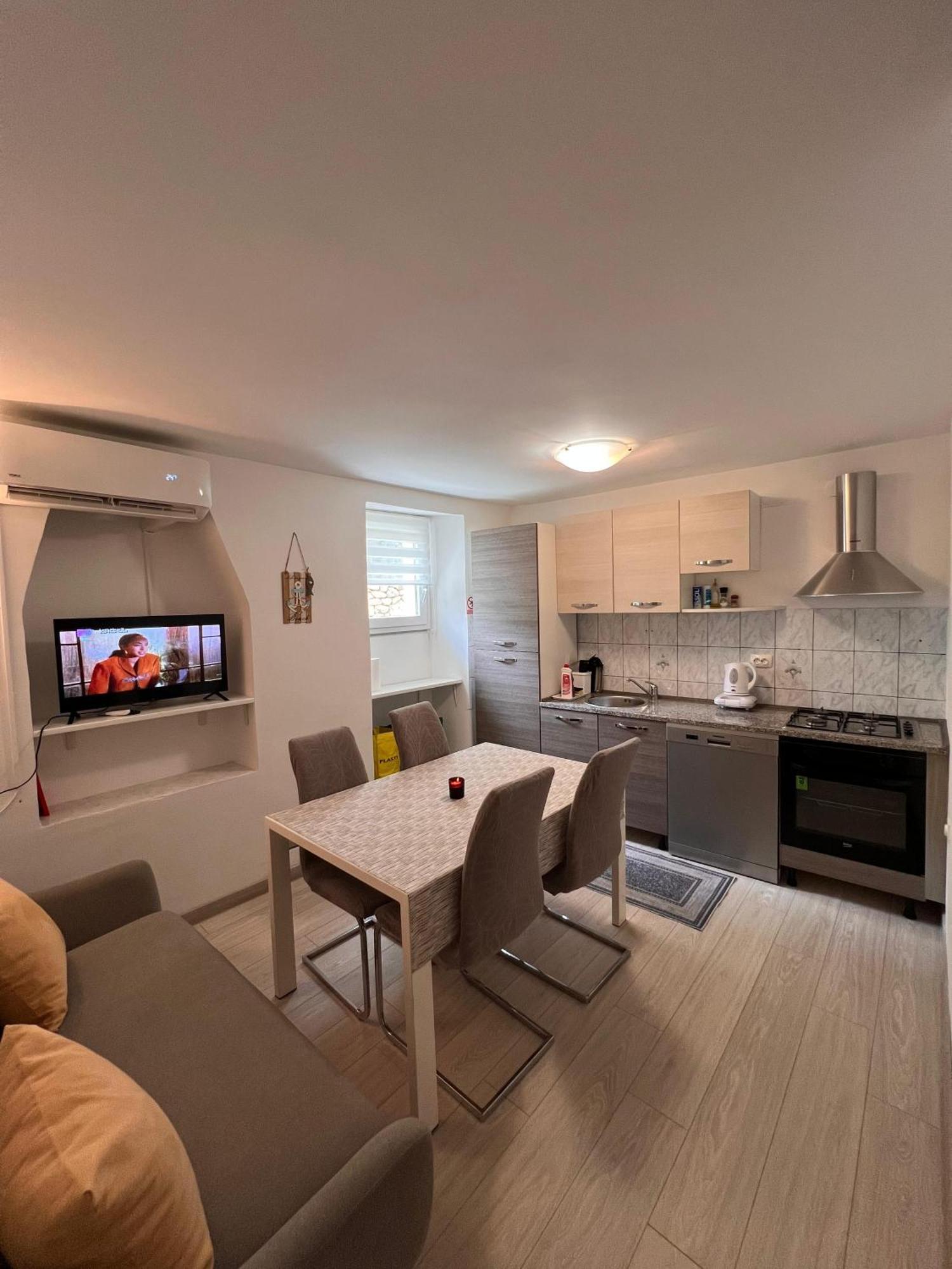 Apartman Gabriela Mali Lošinj Zewnętrze zdjęcie